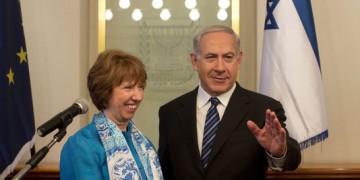 La chef de la diplomatie européenne, Catherine Ashton, et le premier ministre israélien, Benyamin Netanyahou, en juin à Jérusalem.