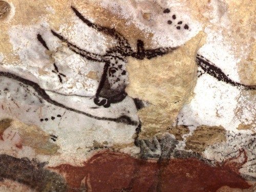 Paleolithic_wall_art_in_Lascaux_Wallpaper_2ftmu.jpg