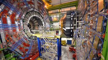 La semaine prochaine, le CERN va tenter de créer des trous noirs pour prouver l’existence d’univers parallèles!