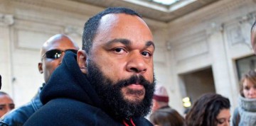 Dieudonné lors d'un de ses procès, le 13 décembre 2013. (MEUNIER AURELIEN/SIPA)